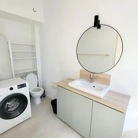 Apartment Joli Duplex Avec Terrasse Et Parking *